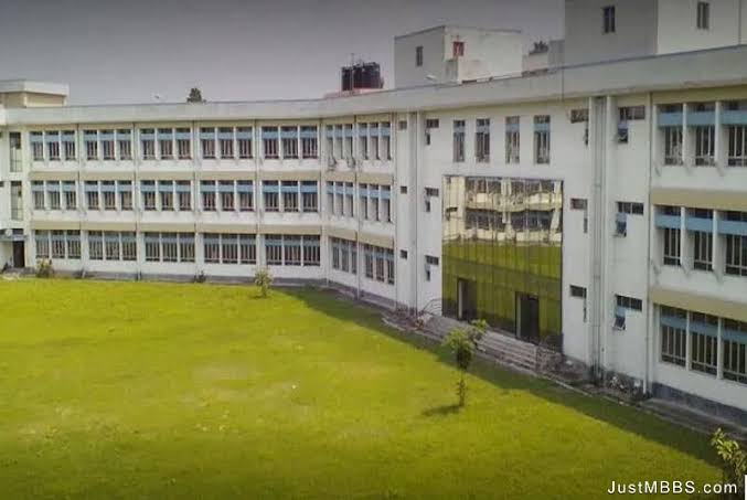College of Medicine and JNM Hospital